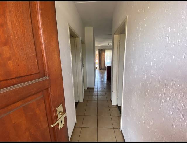 2 BEDROOM SECTIONAL TITLE FOR SALE IN COMET
